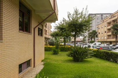 Apartamento T3 para Venda em Mafamude e Vilar do Paraíso