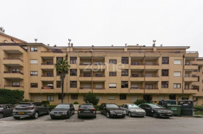 Apartamento T3 para Venda em Mafamude e Vilar do Paraíso