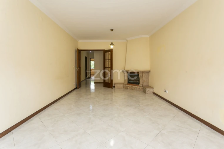 Apartamento T3 para Venda em Mafamude e Vilar do Paraíso Foto 16