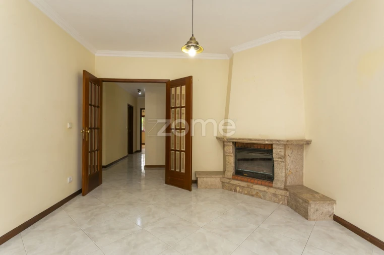 Apartamento T3 para Venda em Mafamude e Vilar do Paraíso Foto 19