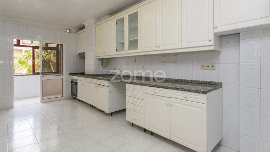 Apartamento T3 para Venda em Mafamude e Vilar do Paraíso