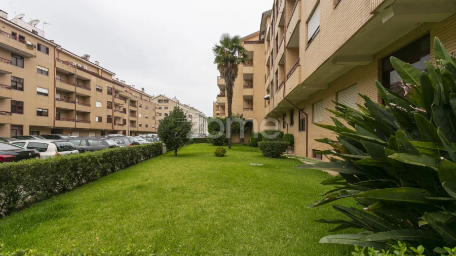 Apartamento T3 para Venda em Mafamude e Vilar do Paraíso