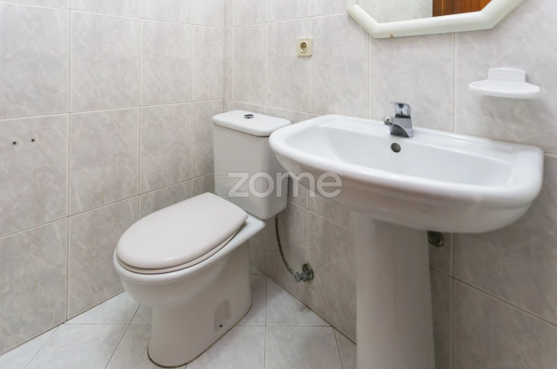 Apartamento T3 para Venda em Mafamude e Vilar do Paraíso Foto 14