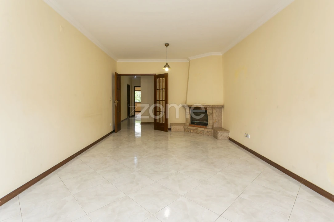 Apartamento T3 para Venda em Mafamude e Vilar do Paraíso Foto 16