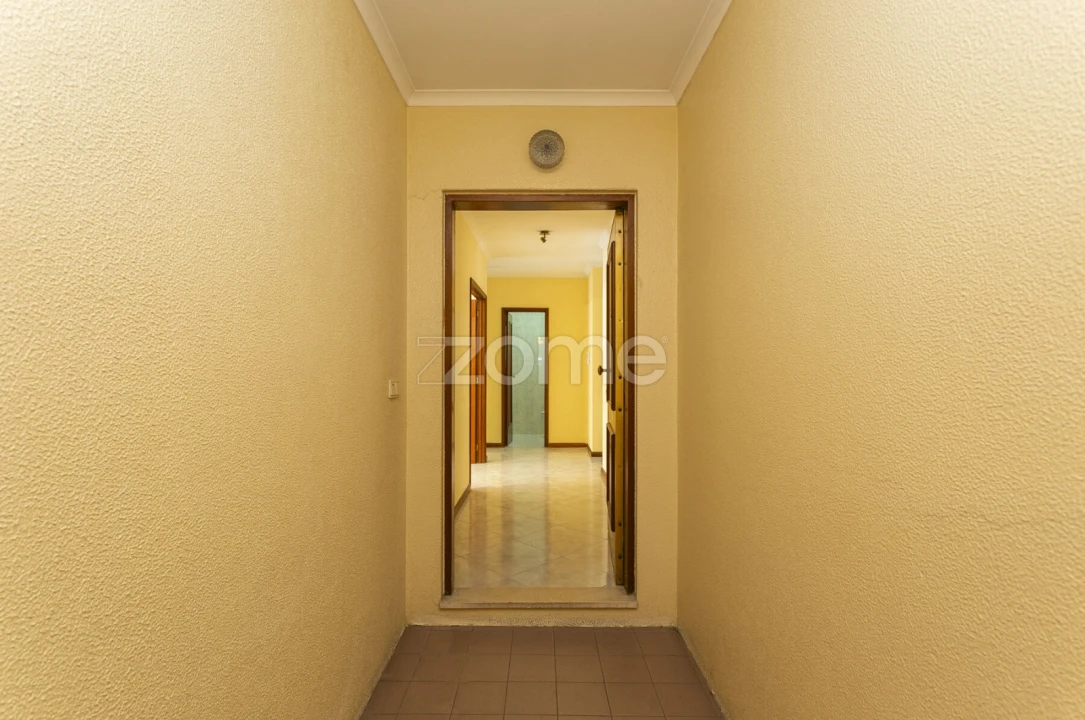 Apartamento T3 para Venda em Mafamude e Vilar do Paraíso Foto 20