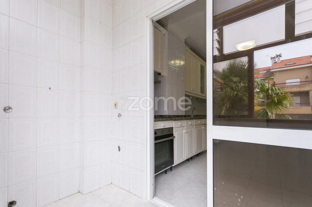 Apartamento T3 para Venda em Mafamude e Vilar do Paraíso Foto 23