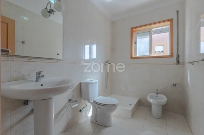 Apartamento T2 para Venda em Guilhabreu