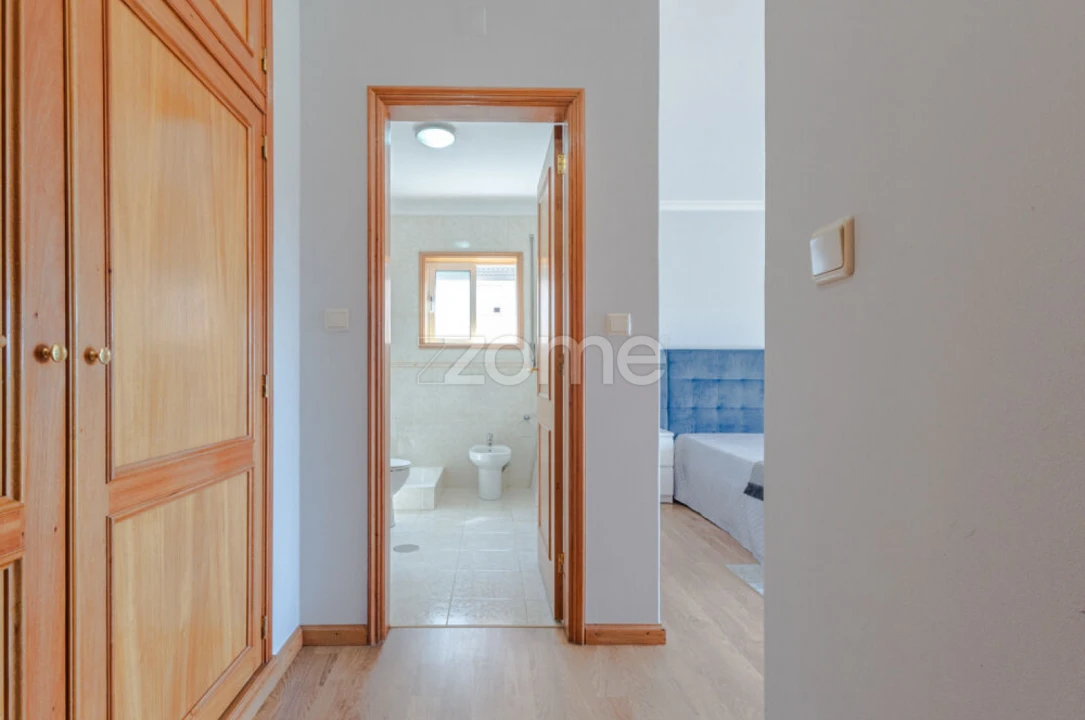 Apartamento T2 para Venda em Guilhabreu Foto 5