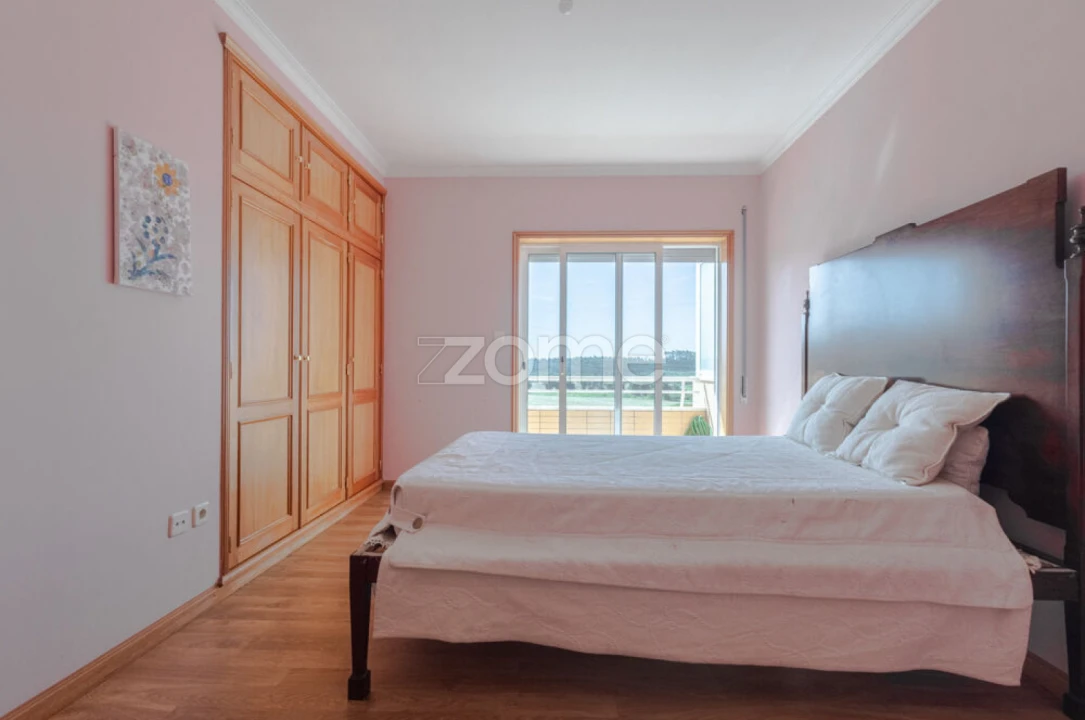 Apartamento T2 para Venda em Guilhabreu Foto 11