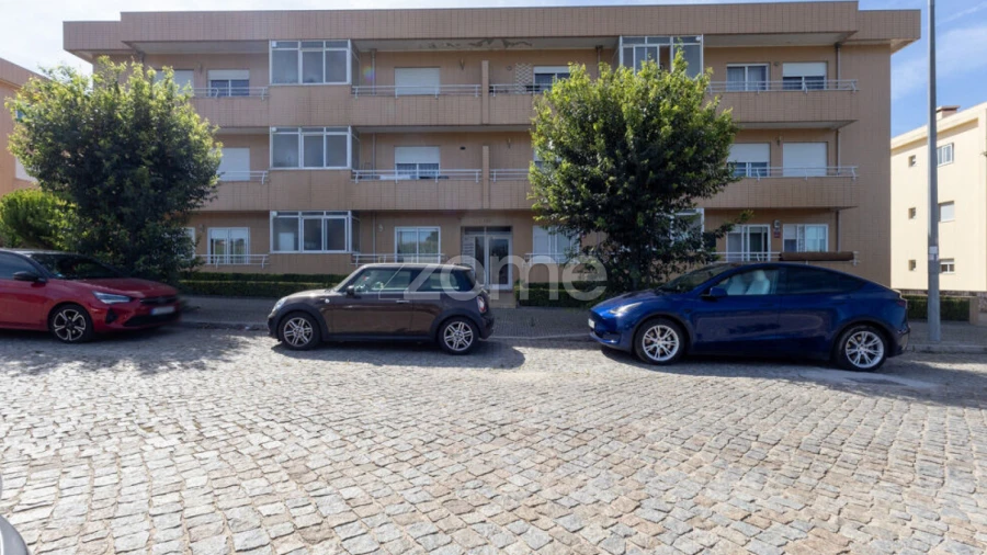 Apartamento T2 para Venda em Guilhabreu
