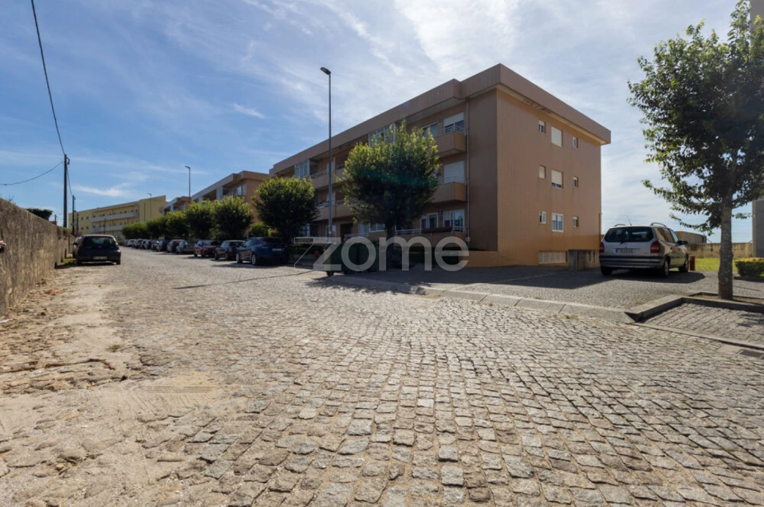 Apartamento T2 para Venda em Guilhabreu Foto 24