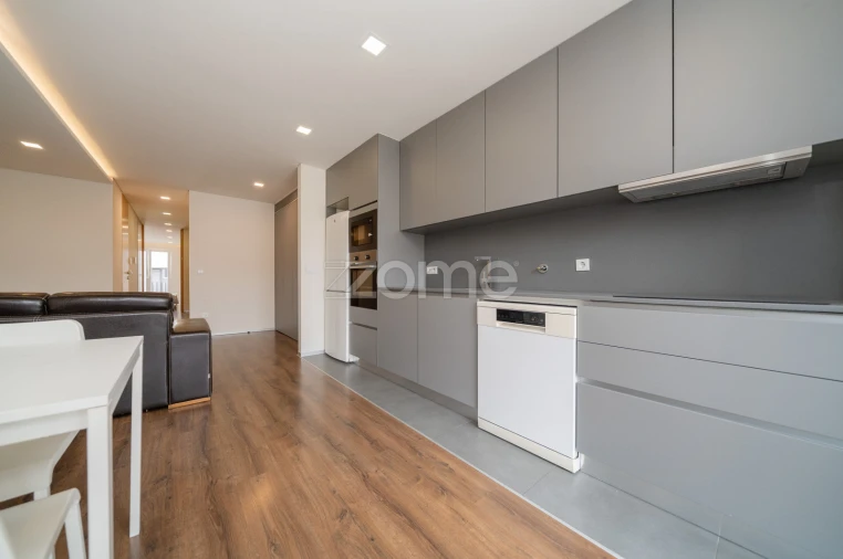 Apartamento T1 para Arrendamento em São Vicente (Braga) Foto 13