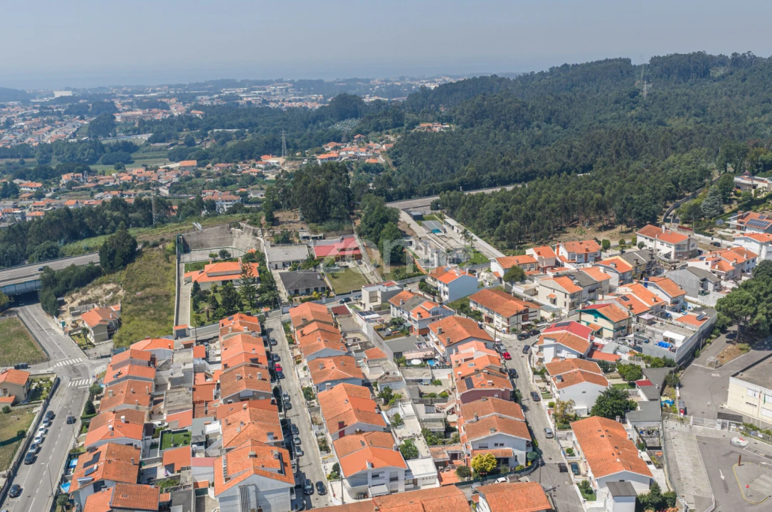 Terreno para Venda em Mafamude e Vilar do Paraíso Foto 9