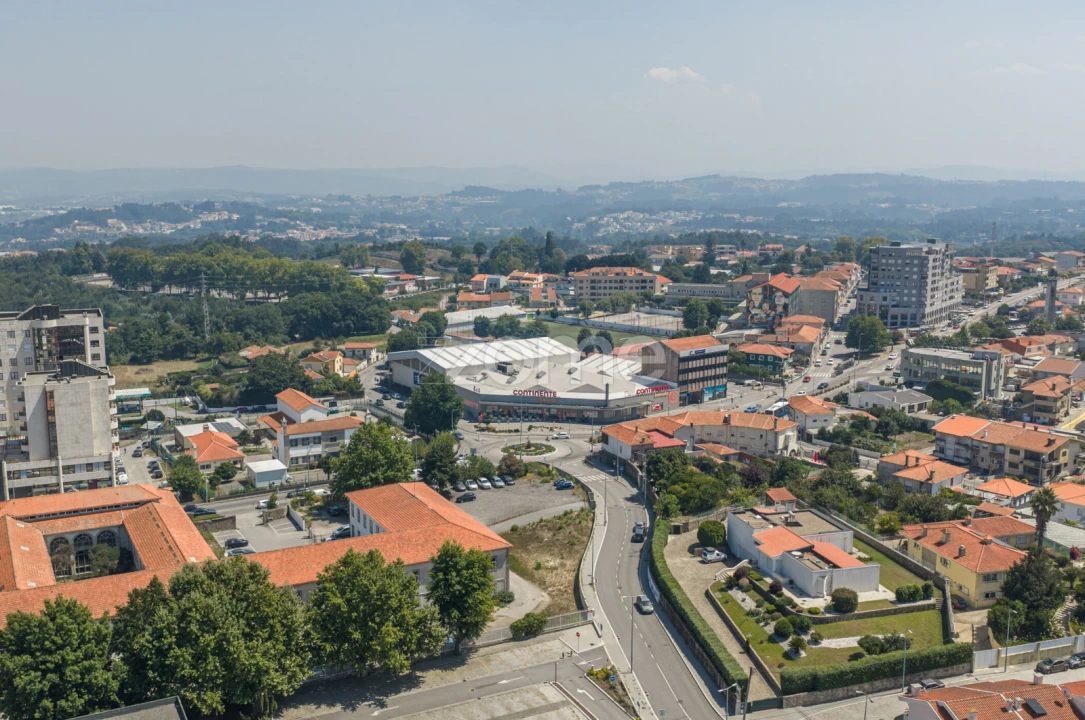 Terreno para Venda em Mafamude e Vilar do Paraíso Foto 13