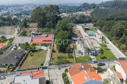 Terreno para Venda em Mafamude e Vilar do Paraíso