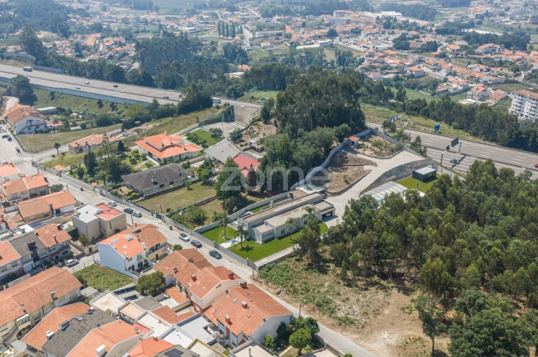 Terreno para Venda em Mafamude e Vilar do Paraíso Foto 7