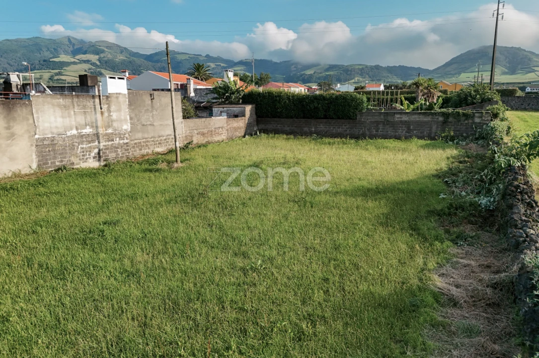 Moradia T2 para Venda em Santa Barbara Foto 16