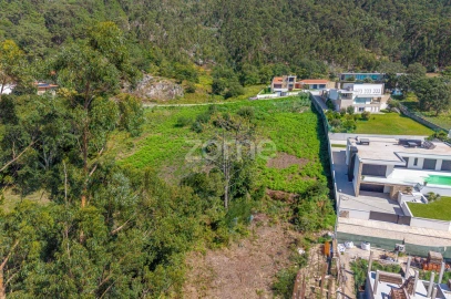Terreno para Venda em Carreço