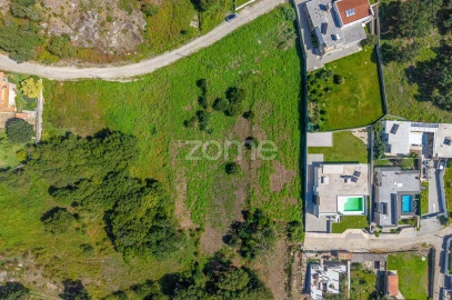 Terreno para Venda em Carreço