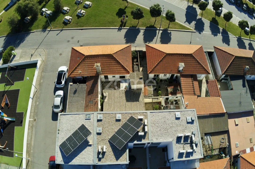 Moradia T2 para Venda em Santa Maria Maior e Monserrate e Meadela Foto 10