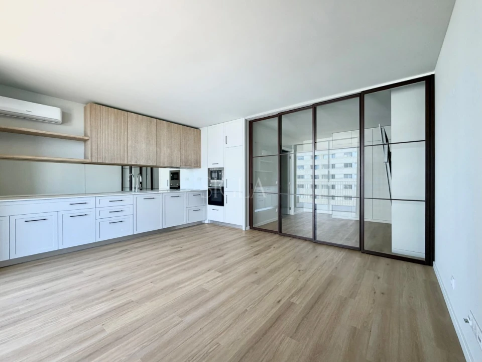 Apartamento T1 para Venda em Santa Marinha e São Pedro da Afurada Foto 3
