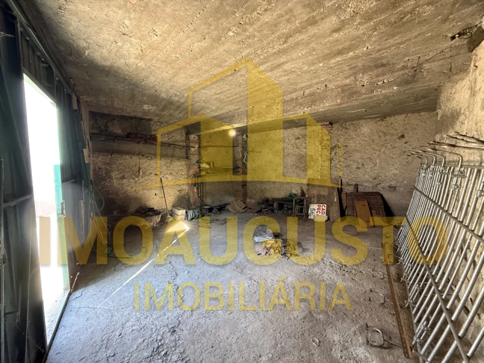 Moradia T3 para Venda em Freches e Torres Foto 16