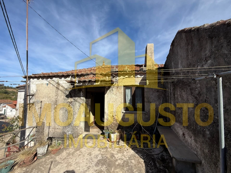 Moradia T3 para Venda em Freches e Torres Foto 18