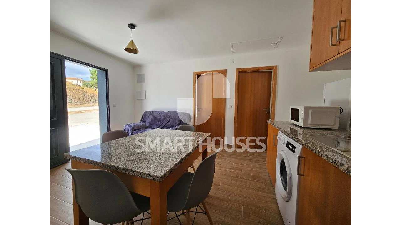 Moradia T2 para Arrendamento em São Martinho da Cortiça Foto 2