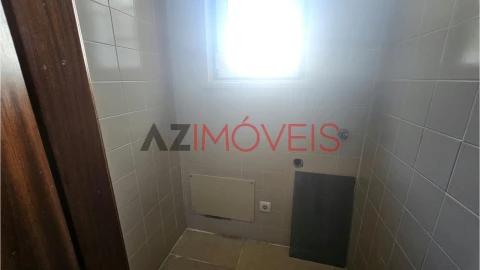 Apartamento T2 para Arrendamento em Leiria, Pousos, Barreira e Cortes