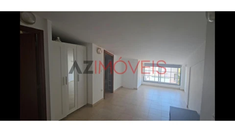 Apartamento T2 para Arrendamento em Leiria, Pousos, Barreira e Cortes