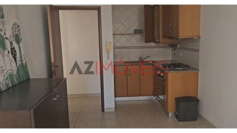 Apartamento T2 para Arrendamento em Leiria, Pousos, Barreira e Cortes