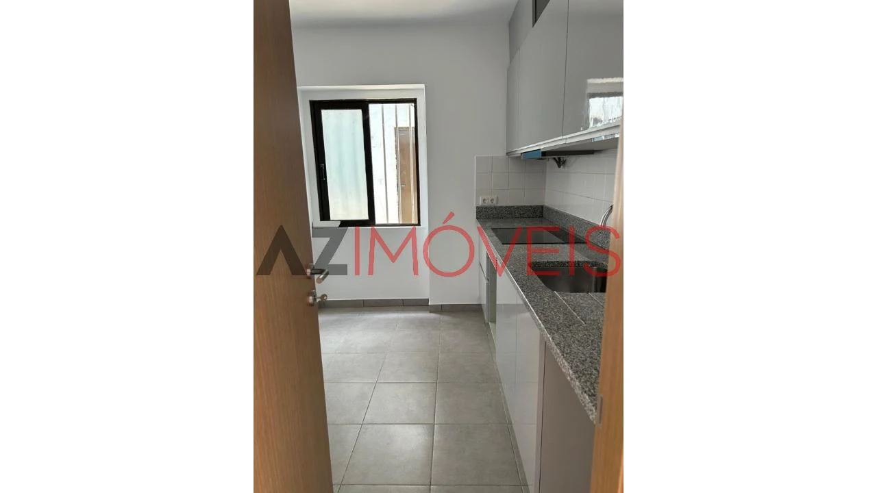Apartamento T2 para Arrendamento em Leiria, Pousos, Barreira e Cortes Foto 3