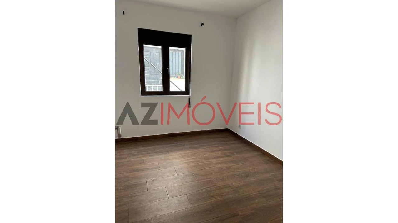 Apartamento T2 para Arrendamento em Leiria, Pousos, Barreira e Cortes Foto 4