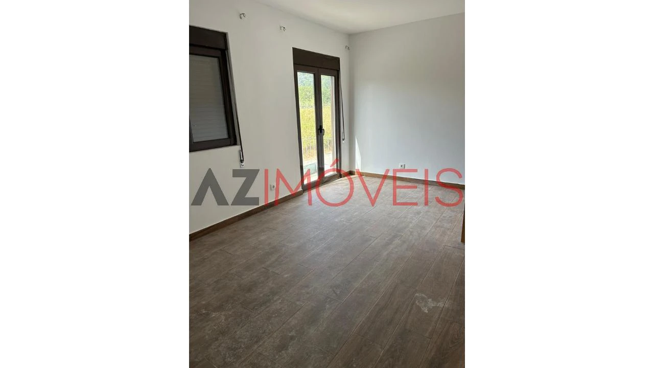 Apartamento T2 para Arrendamento em Leiria, Pousos, Barreira e Cortes Foto 7