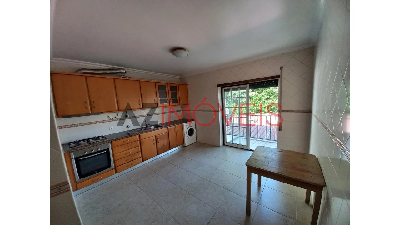 Apartamento T2 para Arrendamento em Leiria, Pousos, Barreira e Cortes Foto 1