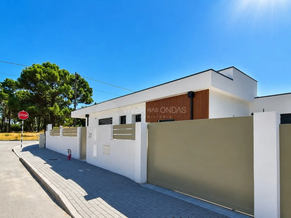 Moradia T3 para Venda em Fernao Ferro Foto 3