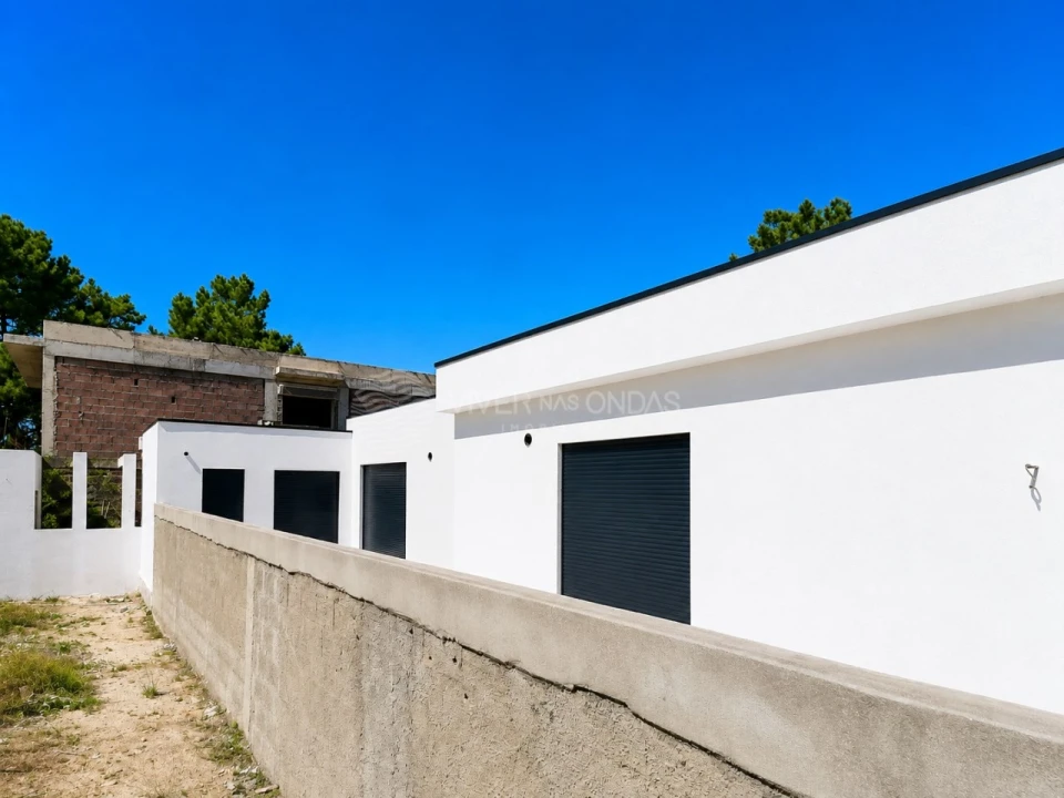 Moradia T3 para Venda em Fernao Ferro Foto 38