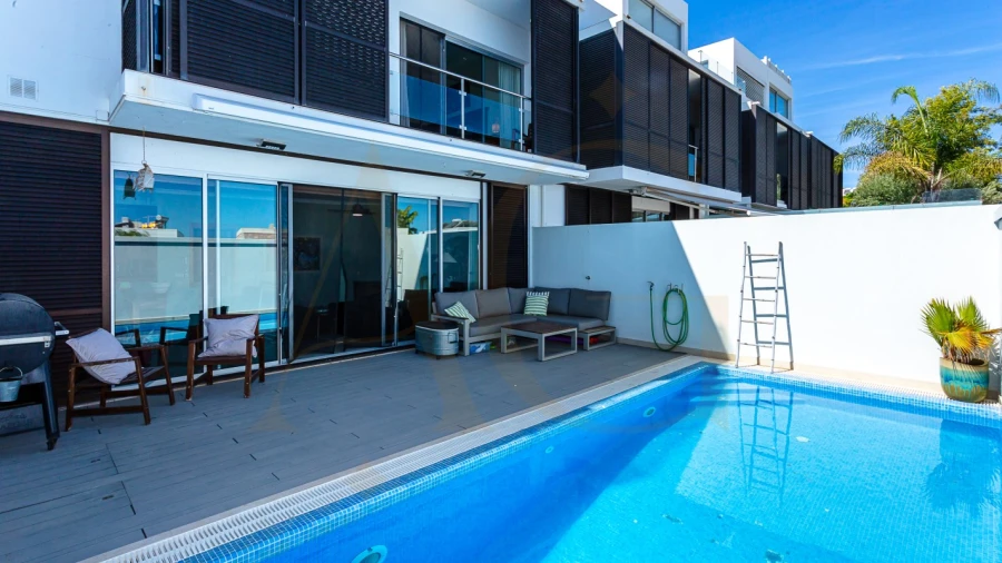 Moradia T5 para Venda em Tavira (Santa Maria e Santiago)