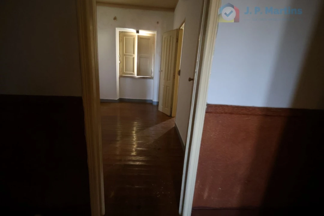 Prédio para Venda em Alcoentre Foto 6