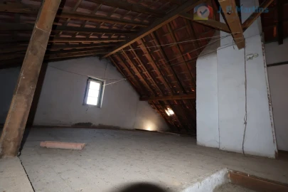 Prédio para Venda em Alcoentre