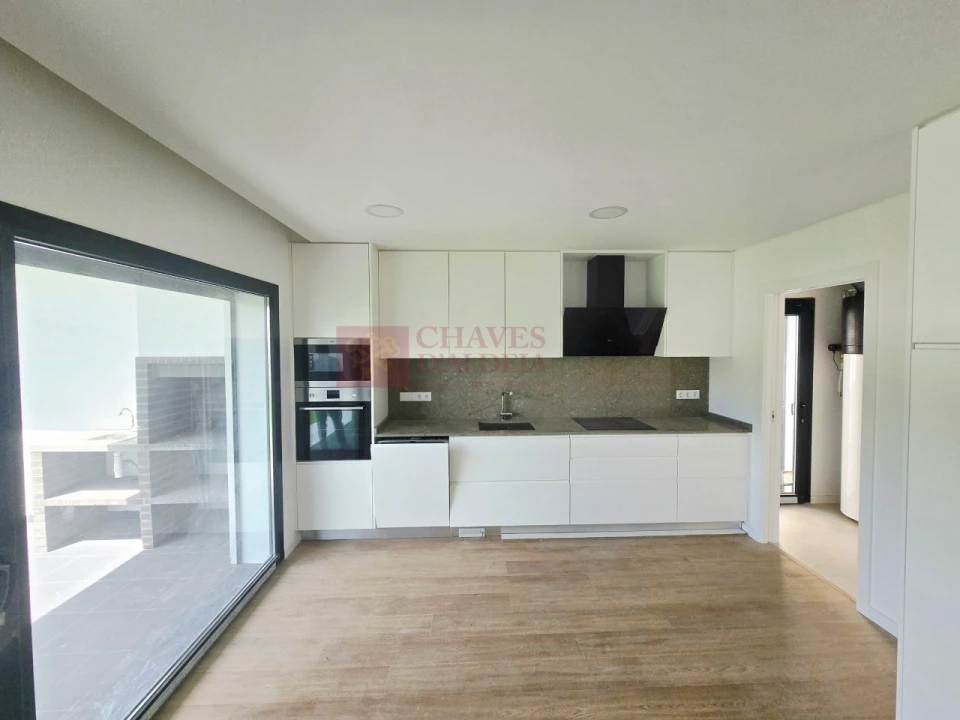 Moradia T4 para Venda em Santa Iria de Azoia, São João da Talha e Bobadela Foto 7