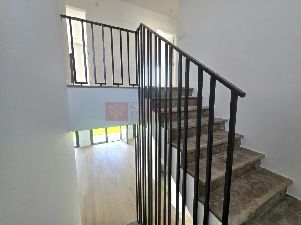 Moradia T4 para Venda em Santa Iria de Azoia, São João da Talha e Bobadela Foto 36