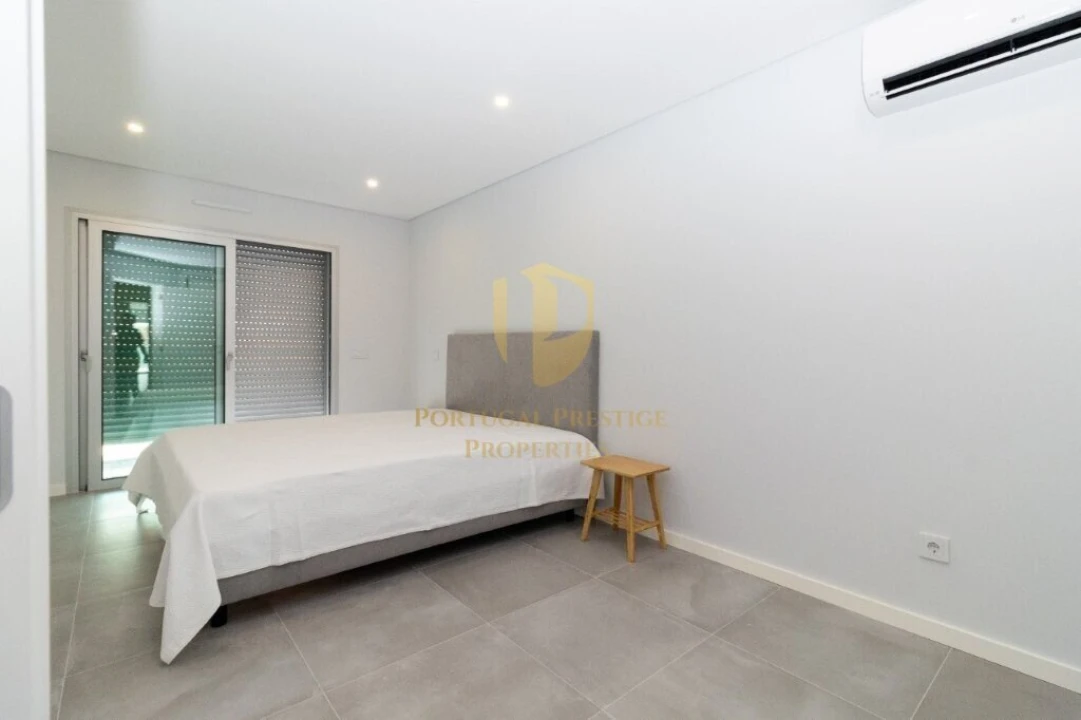 Apartamento T2 para Venda em Monte Gordo Foto 2