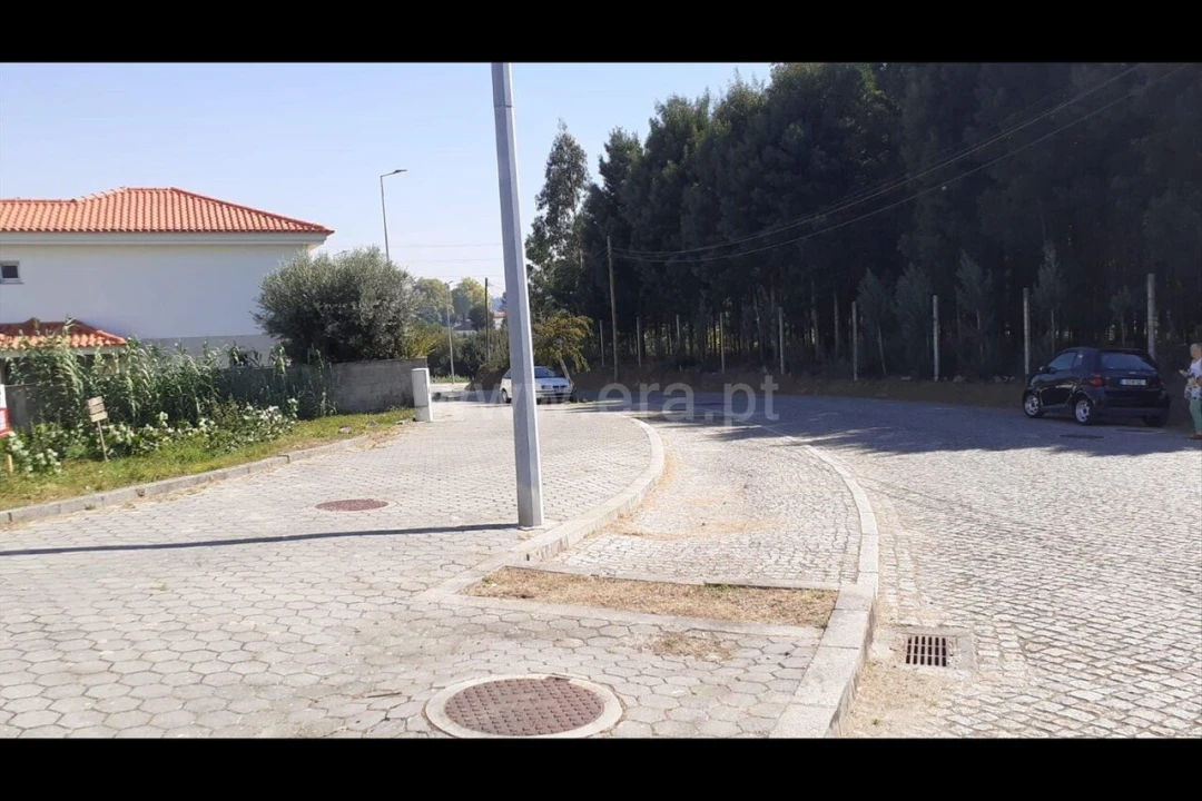 Terreno para Venda em Pedroso e Seixezelo Foto 3