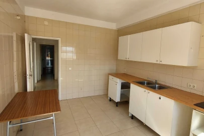 Apartamento T3 para Venda em Campanhã