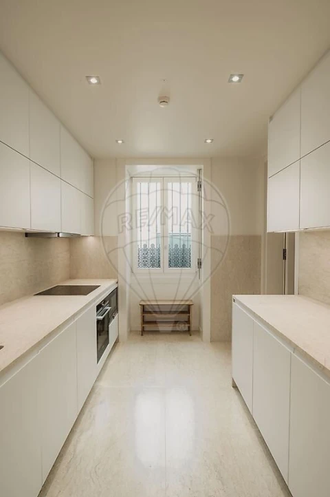 Apartamento T1 para Venda em Arroios