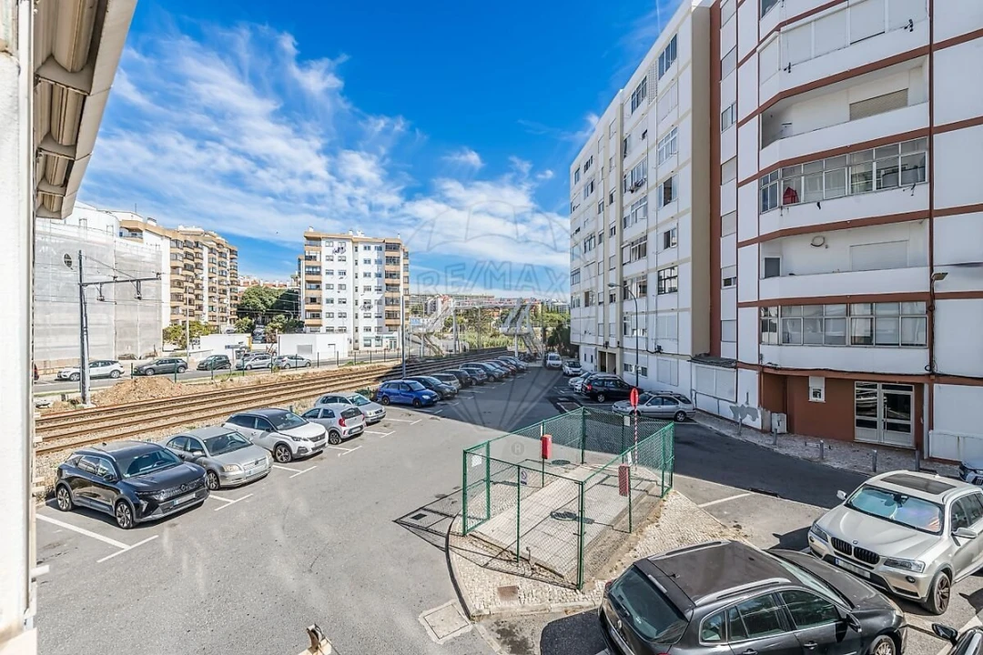Apartamento T0 para Venda em Oeiras e São Julião da Barra, Paço de Arcos e Caxias Foto 11