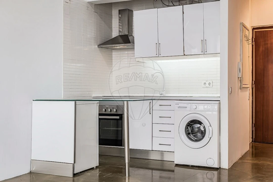 Apartamento T0 para Venda em Oeiras e São Julião da Barra, Paço de Arcos e Caxias Foto 6