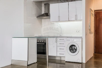 Apartamento T0 para Venda em Oeiras e São Julião da Barra, Paço de Arcos e Caxias