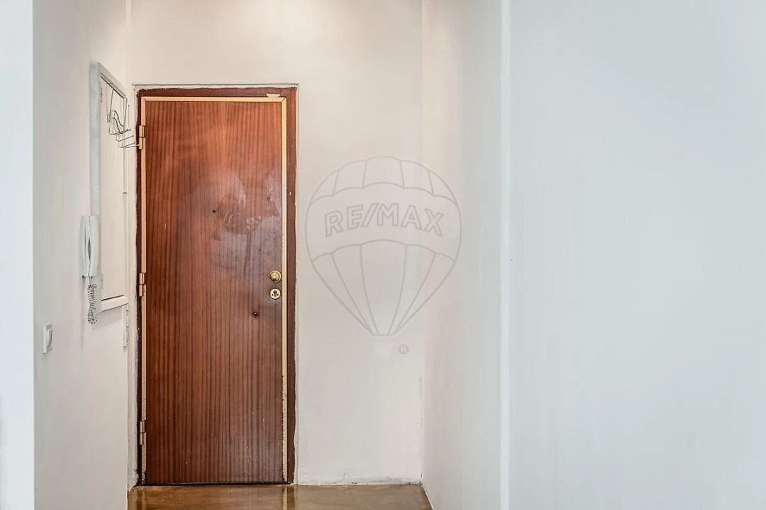 Apartamento T0 para Venda em Oeiras e São Julião da Barra, Paço de Arcos e Caxias Foto 5